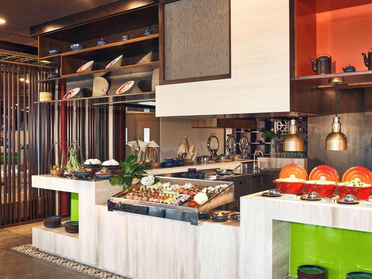 Novotel Hanoi Thai Ha Exterior foto