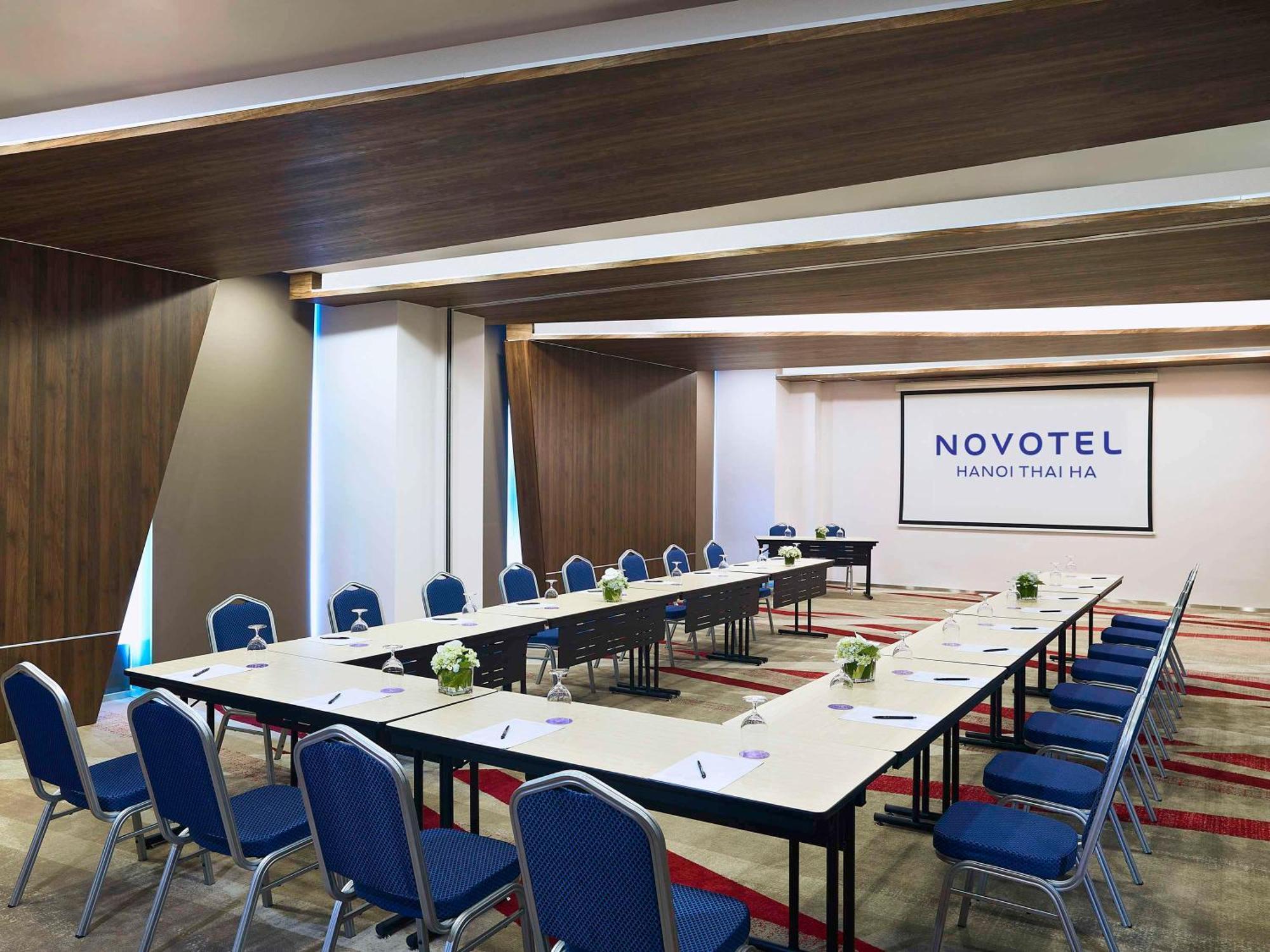 Novotel Hanoi Thai Ha Exterior foto